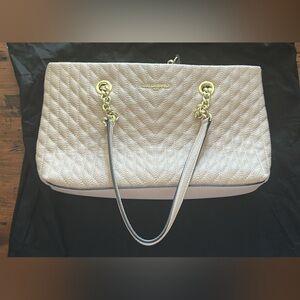 Karl Lagerfeld Beige Quilted Shoulder Bag with Gold Accents. Genuine leather